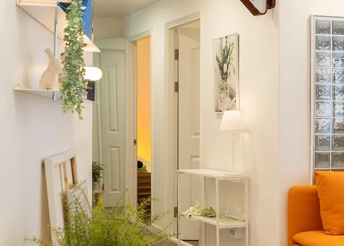 Your Moment Hostel,seoul Apartment