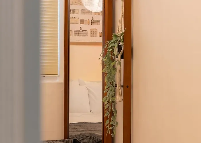 Your Moment Hostel,seoul Apartment